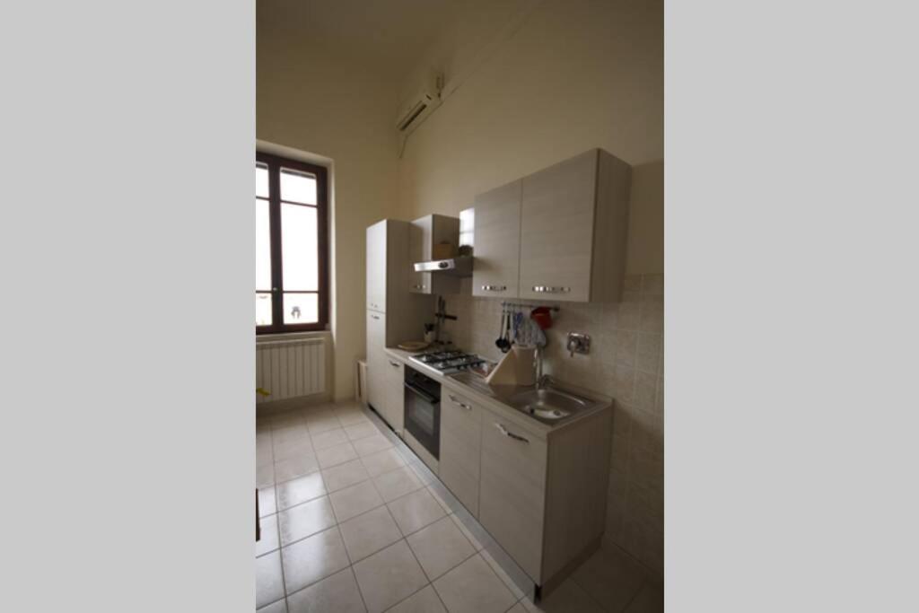 Bilocale Fronte Mare Apartment มารินาดิปิซา ภายนอก รูปภาพ